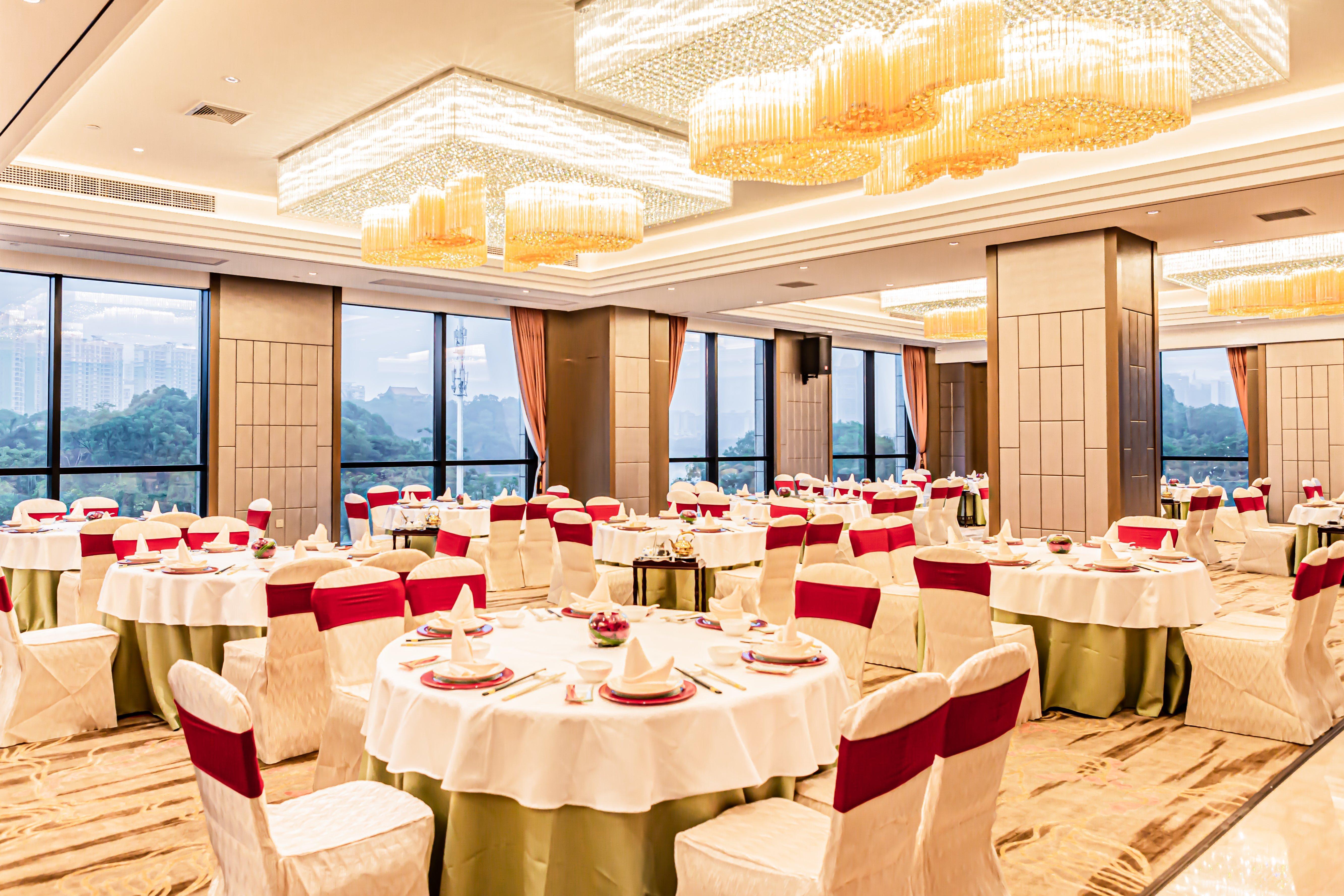 Hualuxe Yangjiang City Center מראה חיצוני תמונה