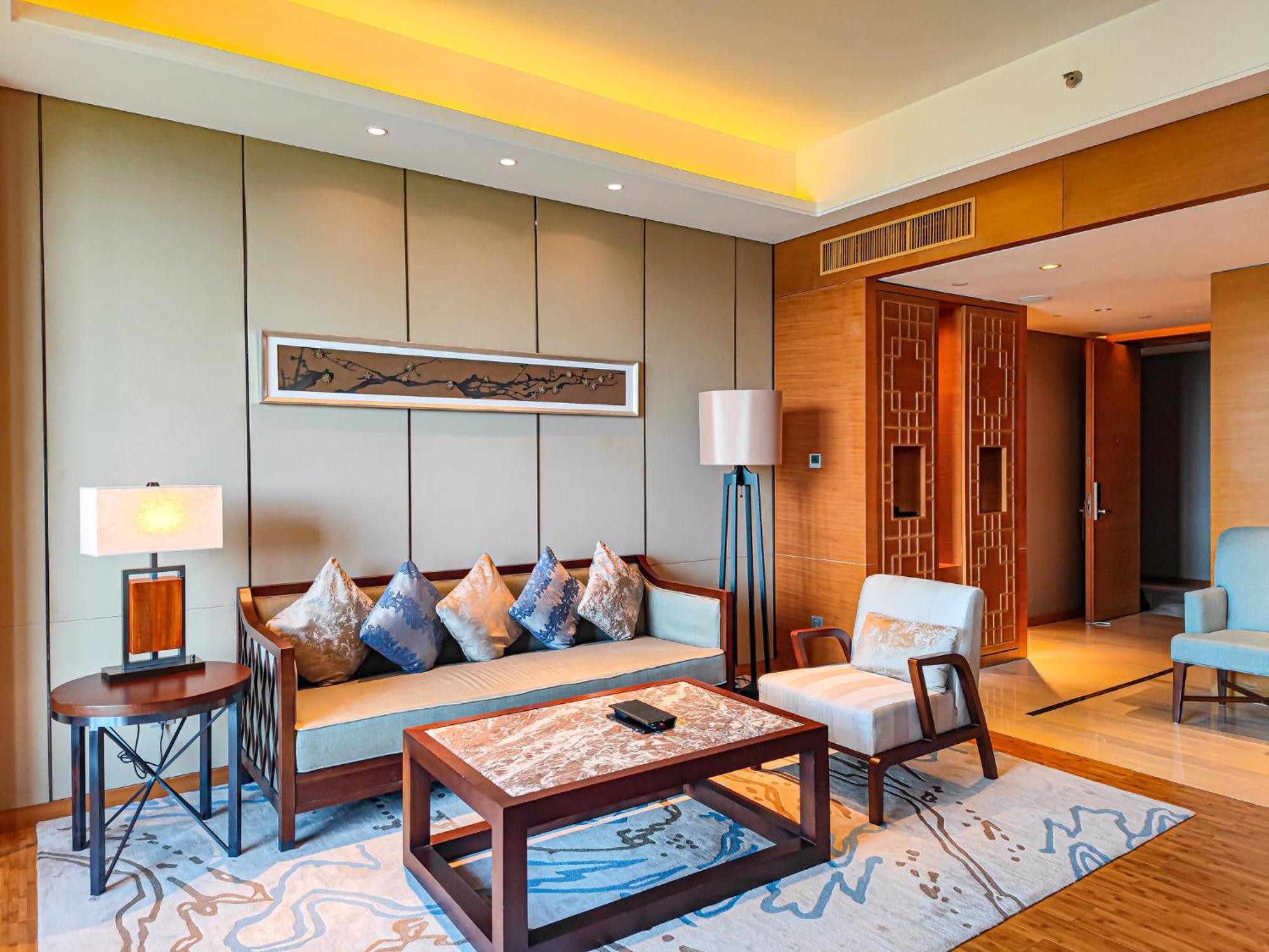 Hualuxe Yangjiang City Center מראה חיצוני תמונה